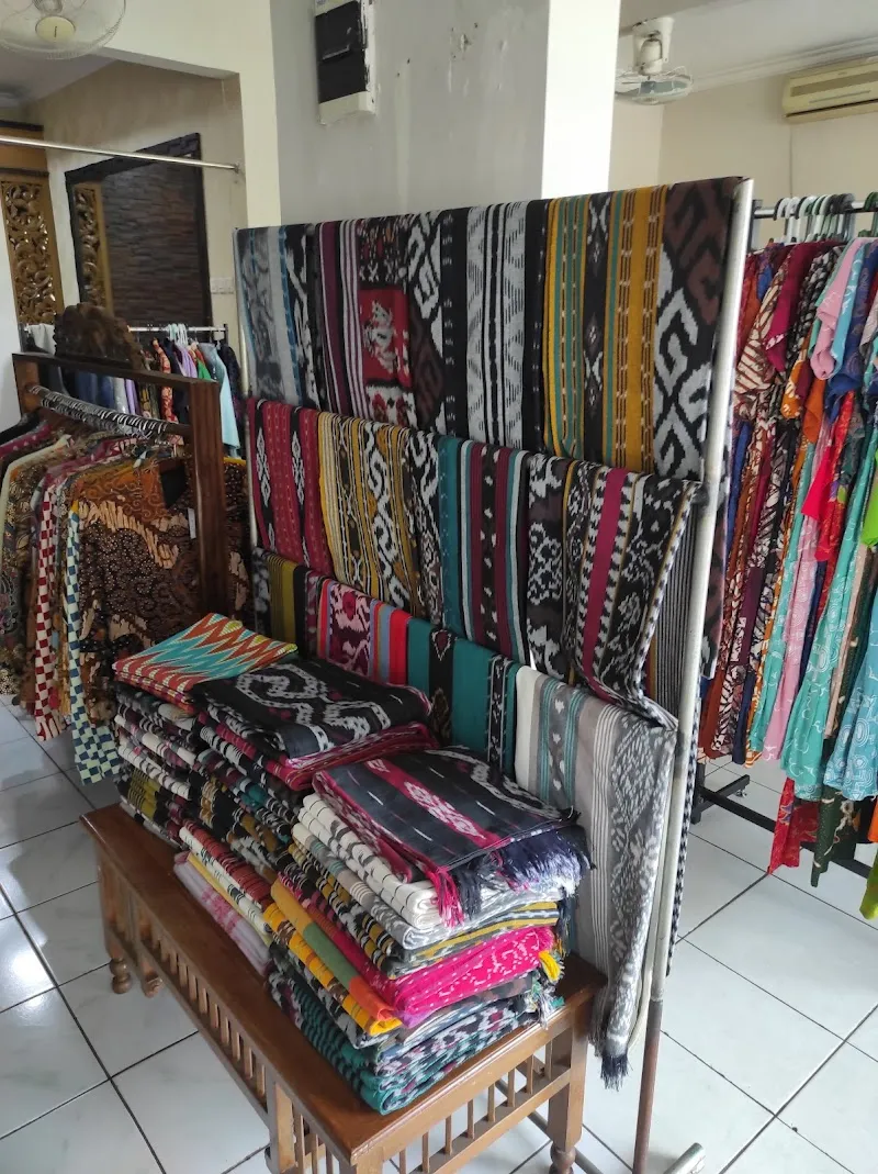 Batik Subur: Kain Tradisional yang Mengalir dalam Setiap Langkah di Cilacap